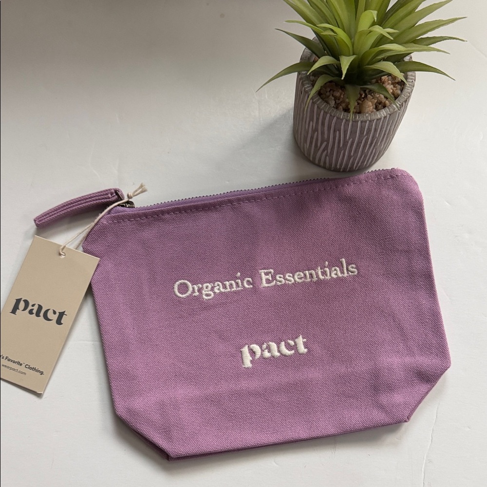 🆕 PACT Organic Essentials Zip Pouch